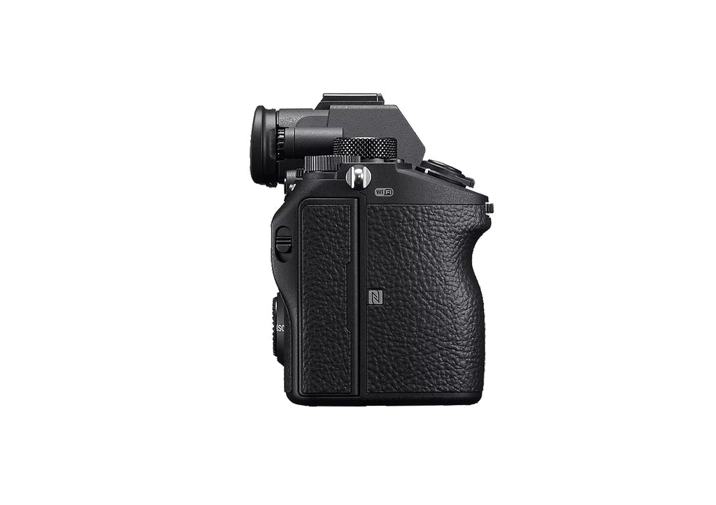 Alpha 7 III with 35mm full-frame image sensor