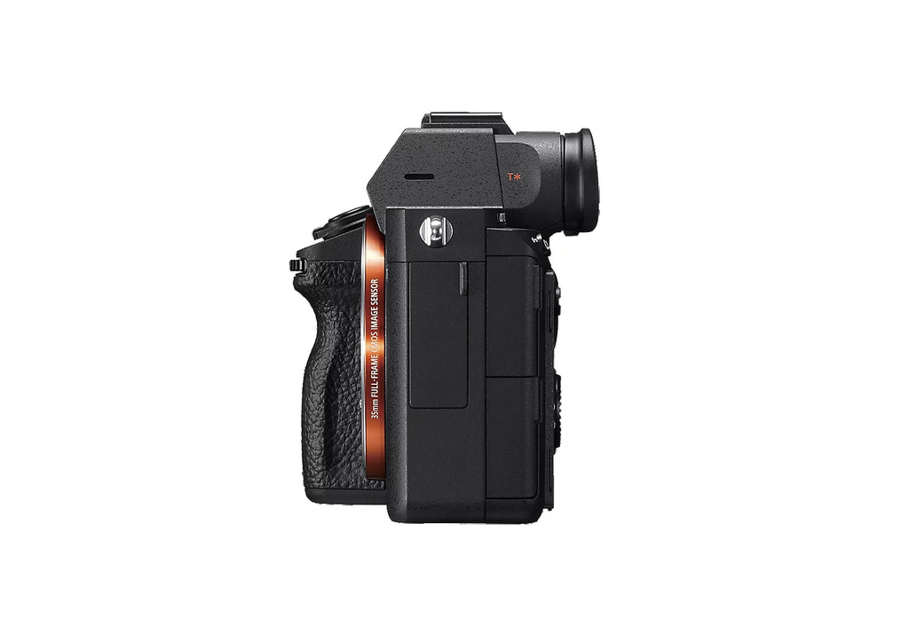 Alpha 7 III with 35mm full-frame image sensor